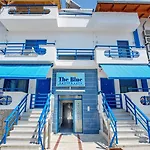 The Blue Néa Péramos