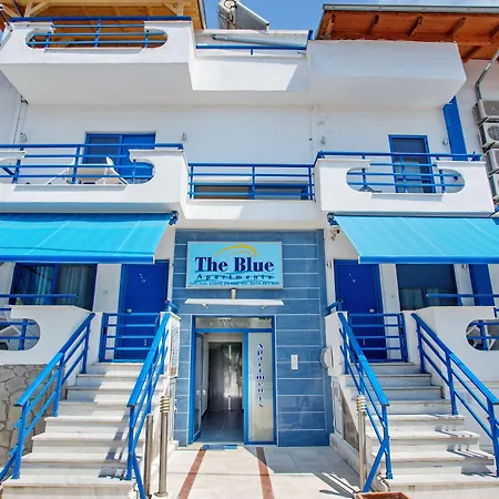 The Blue Néa Péramos