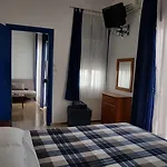 Apartmanhotel The Blue Néa Péramos