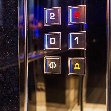 شقة فندقية The Blue 4*