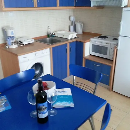 Apartmanhotel The Blue Néa Péramos
