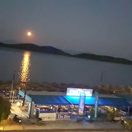 شقة فندقية The Blue Néa Péramos