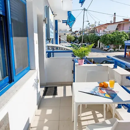Appart hôtel The Blue Néa Péramos
